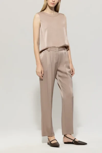 Luisa Cerano | Top | 218516/1694/7500