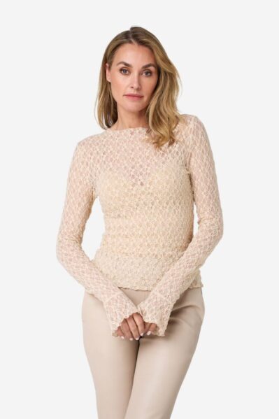 Ibana | Top | Taola / Buttercream