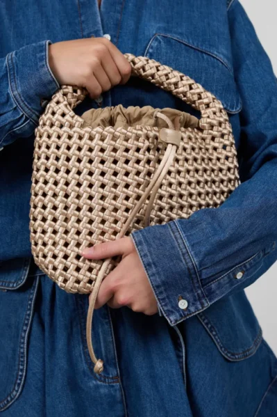 Marrea | Tas | Basket Open Weave / Champagne Satin Gold