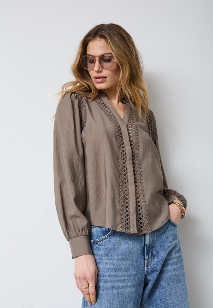 Co’couture | Blouse | Notice Lace Shirt / 154