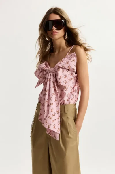 Essentiel | Top | Jogs / j1vi